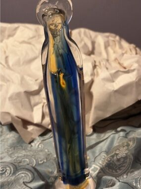 Munro Blue and Yellow Art Glass Figurine